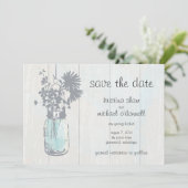 Save The Date Rustic Mason Jar & Fleurs sauvages Enregistrer la (Debout devant)