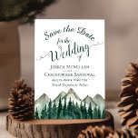 Save The Date Rustic Watercolor Mountains & Pine Mariage<br><div class="desc">Ce mariage Save the Date card est rustique et extérieur mais élégant et beau. Il dispose d'un paysage aquarelle de pics montagneux accidentés avec des pins au premier plan. Le dos est une couleur verte de forêt marbrée profonde. Une façon idéale de faire connaître votre prochain mariage à vos amis...</div>