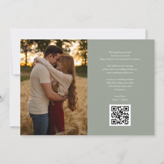 Save The Date Sage Green Heart Script Photo Mariage QR Code (Dos)