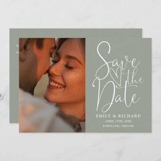 Save The Date Sage Green Mariage 2 Photo QR Code Élégant Script (Devant / Derrière)