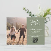 Save The Date Sage moderne Calligraphie verte Photo QR Code (Debout devant)