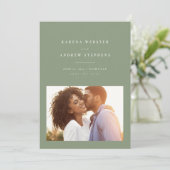 Save The Date Sage vert simple photo moderne enregistrer la date (Debout devant)