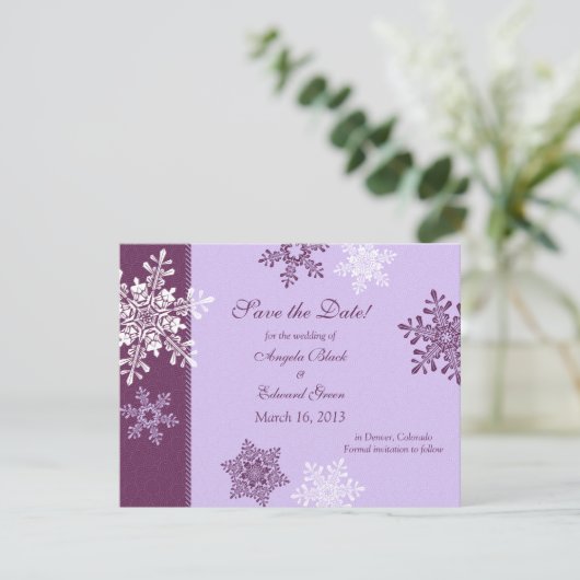 Save The Date Saute-neige blanc violet hiver Enregistrer la date (Debout devant)