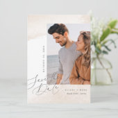 Save The Date Script de lavage neutre | Photo verticale (Debout devant)