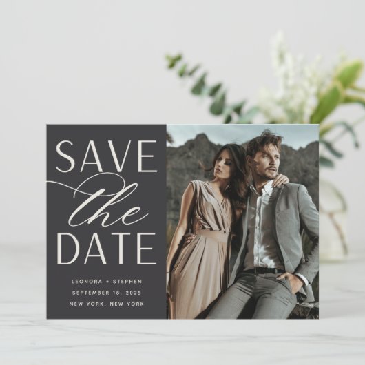 Save The Date Script lisse | Mariage photo unique (Debout devant)