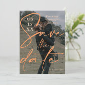 Save The Date Script orange moderne enregistrer la photo de date (Debout devant)