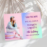 Save The Date Script photo Holographique rose violet<br><div class="desc">Un moderne et élégant Save the Date pour une fête d'anniversaire (n'importe quel âge). Arrière - plan holographique,  rose,  violet vert menthe. Personnalisez et ajoutez une photo,  une date et un nom.</div>