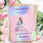 Save The Date Script photo Holographique rose violet<br><div class="desc">Un moderne et élégant Save the Date pour une fête d'anniversaire (n'importe quel âge). Arrière - plan holographique,  rose,  violet vert menthe. Personnalisez et ajoutez une photo,  une date et un nom.</div>