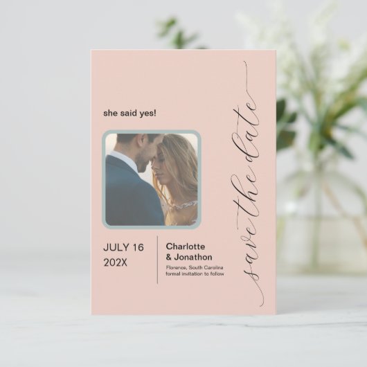 Save The Date Simple Blush | Sage Modern Enregistrer la date (Debout devant)