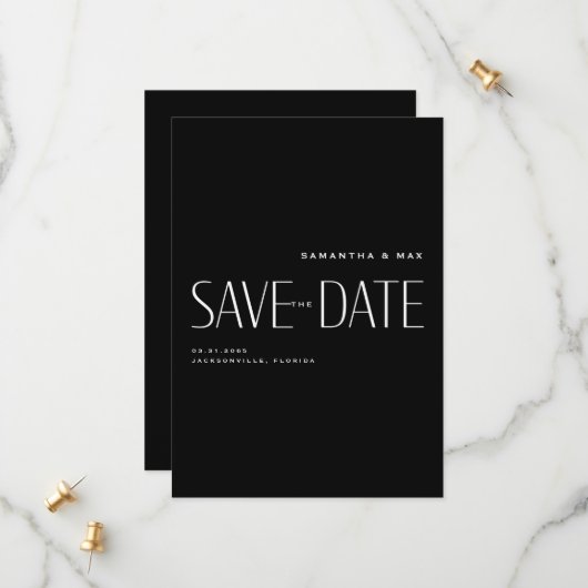 Save The Date Simple Couple B/W Monogramme moderne Enregistrer l (Devant/Arrière en situation)