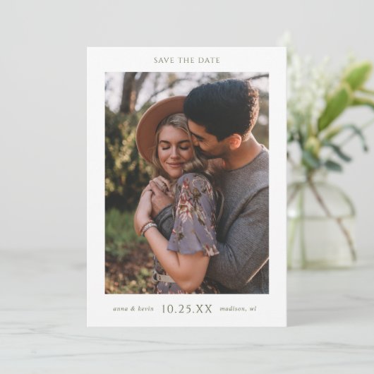 Save The Date Simple Elegant Green Typography Mariage photo (Debout devant)