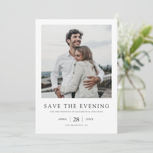 Save The Date Simple élégant moderne Enregistrer le Mariage du s (Debout devant)