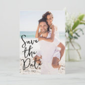 Save The Date Simple Élégant Script Photo Mariage (Debout devant)