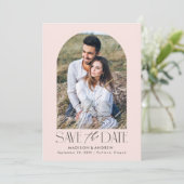 Save The Date Simple Moderne Rose Pâle Arch Photo (Debout devant)