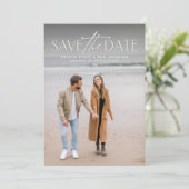 Save The Date Simple photo verticale moderne et élégante (Debout devant)