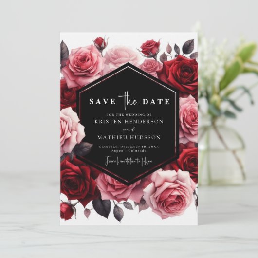 Save The Date Simple Russe Crimson Mariage rouge (Debout devant)