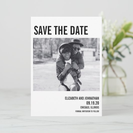 Save The Date Simples Typographie Minimale Photo Enregistrer La (Debout devant)