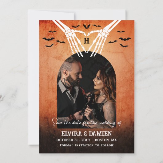 Save The Date Skeleton Heart Monogram Goth Photo Enregistrer la (Devant)