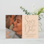 Save The Date Soft Peach Mariage 2 Photo Elegant Script (Debout devant)