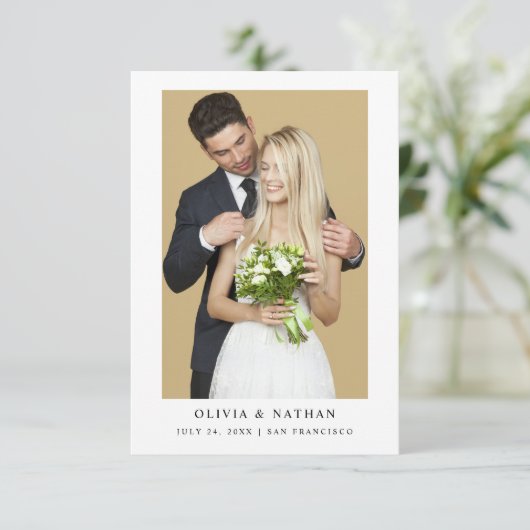 Save The Date Texte et photo simple et élégant | Mariage Enregis (Debout devant)