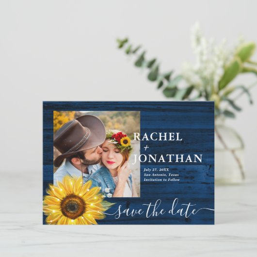 Save The Date Tournesol bleu rustique Mariage photo Enregistrer  (Debout devant)