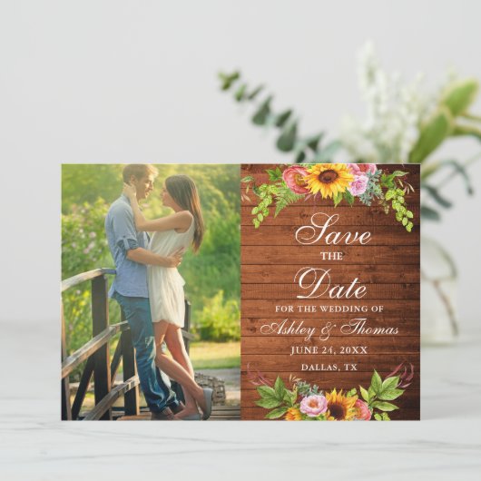 Save The Date Tournesol en bois rustique photo florale (Debout devant)