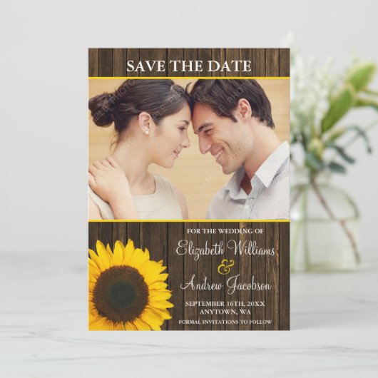 Save The Date Tournesol jaune Grange en bois Photo Enregistrer l (Debout devant)
