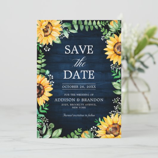 Save The Date Tournesols rustiques Mariage bleu marine (Debout devant)