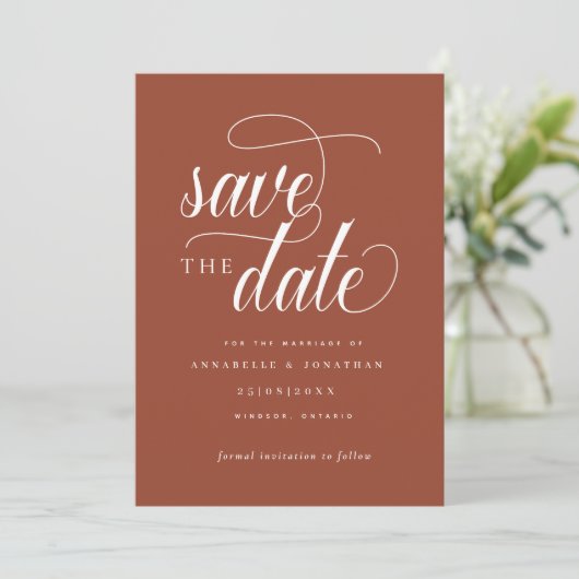 Save The Date Typographie de script décontracté (Debout devant)