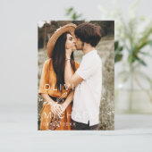 Save The Date Typographie Élégante Enregistrer la Date Photo Min (Debout devant)