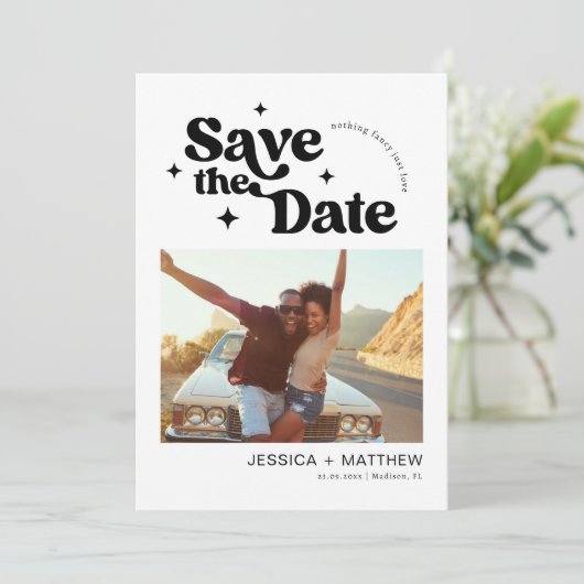 Save The Date Typographie Moderne Retro Photo Enregistrer La Dat (Debout devant)