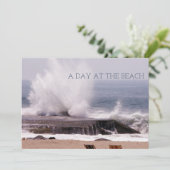 Save The Date Une journée à la plage Rétro Ocean Wave Splash (Debout devant)
