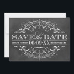 Save The Date Vintage Black Chalkboard Mariage<br><div class="desc">Des tourbillons décoratifs et des fioritures encadrent cet élégant mariage d'inspiration vintage,  sauvegardez la conception de la carte de date avec des détails supplémentaires sur le côté arrière. Tableau noir rustique,  texturé arrière - plan look avec design blanc.</div>