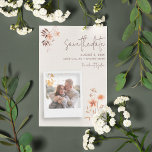 Save The Date Wildlfower Rustic Outdoor Boho Mariage<br><div class="desc">Capturez l'essence de la beauté de la nature et l'esprit insouciant de romantisme bohème avec notre Widlflower Rustic Outdoor Boho Wedding Save the Dates. Personnalisez chaque carte avec votre photo, vos noms et votre date de mariage. Partagez l'excitation de votre prochaine célébration et faites savoir à vos invités de marquer...</div>