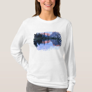 Sawtooth Wilderness, Idaho. VS. Cumulus T-shirt