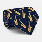 Saxofonist Stijlvol Saxofoonpatroon op Navy Blue Stropdas (Opgerold)