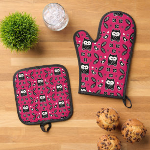 Scandinavian Owl Folk Art Gift Ovenwant & Pannenlap Set