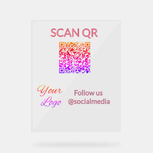 Scanner pour afficher le menu restaurant hôtel QR