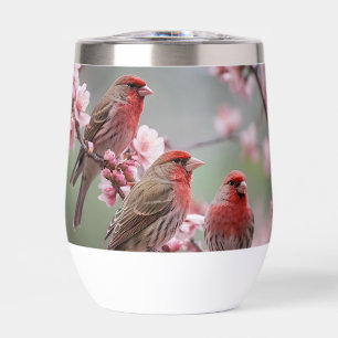 "Scarlet Trio : Finies rouges parmi les fleurs ros