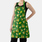 Scattered Pear Print op Emerald Green Schort (Insitu)