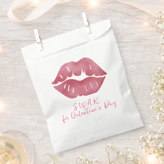 Scellé Avec Des Sacs De Faveur Kiss (Coupé)