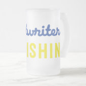 Scénaristes éditant la tasse de bière de bleu/or (Devant droit)