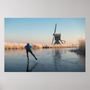 Schaatsen langs windmolen en riet poster