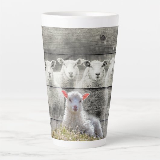 Schapenkoppel Baby lampvoet Latte Mok (Voorkant)