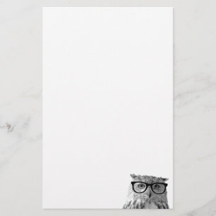 Scharreluil met bril briefpapier voor schrijven