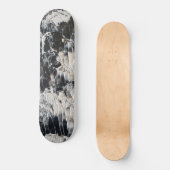 Schatbord voor zwart en wit skateboard (Voorkant)