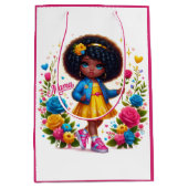 Schattig Afro Meisje Geel/Roze Bloem Mama Medium Cadeauzakje (Voorkant)