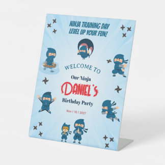 Schattig Blauw Ninja Team Jongens Verjaardagsfeest Reclamebord Met Voetstuk