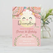 Schattig klein dumpling eerste verjaardag uitnodig kaart (Staand voorkant)