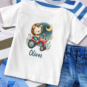 Schattig Leeuwenwelpje op Rode Tractor 's Nachts